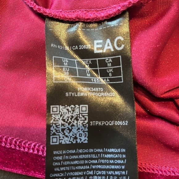 Guess off shoulder long sleeve Velvet shirt, size medium - Picture 4 of 5